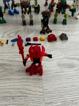 LEGO Bionicle: Toa, Bohrok, Matoran (2001-2003) - 16