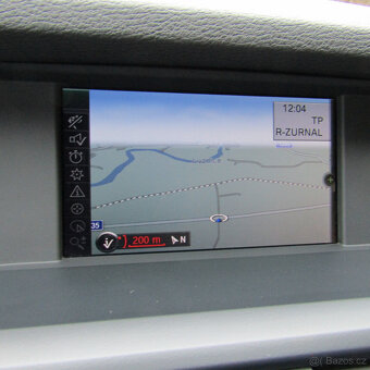 BMW X3, xDrive20i 135kw, Serviska,NAVI - 16
