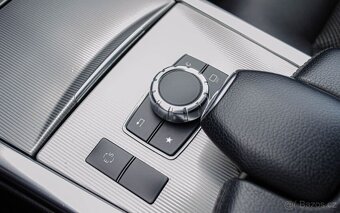 Mercedes Benz E200d Avantgarde - 16