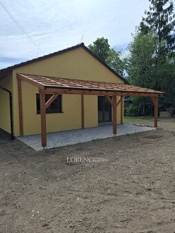 Moderní dřevostavba s velkým pozemkem a fotovoltaikou – přip - 16