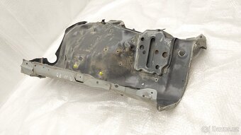 Toyota 4Runner II – Čelo přední, podběhy ocelové - 16