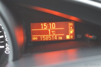 Toyota Verso 1.6i - 7 míst ,NAVI, kamera ,bez koroze - 16