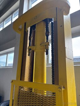 Čelní vysokozdvižný vozík 1250kg, RAK (Ursus) - 16