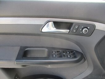 VW TOURAN 1,4CGI 110KW CNG bez koroze 05/2011 - 16