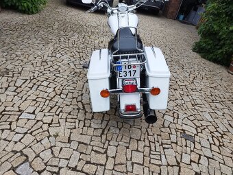 Harley Davidson ROAD KING - 16
