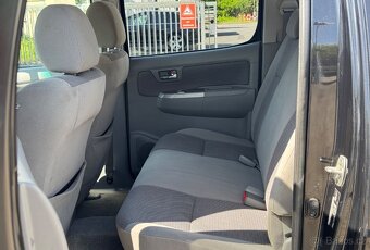Toyota Hilux 3.0D4D Double Cab Sol 4x4 Aut. 126kw - 16