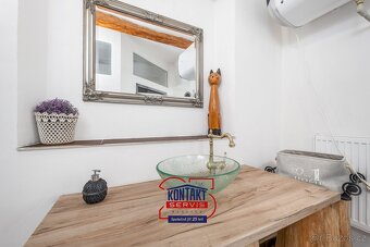 Nabízíme k prodeji stylově zařízený  Apartmánový dům v podhů - 16