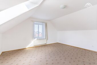 Prodej rodinného domu 5+1, 616 m2, Chotěboř, ul. Buttulova - 16