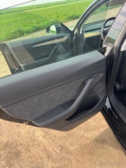 Tesla Model 3 SR, MY2021 Refresh, LFP, cena vč DPH - 16