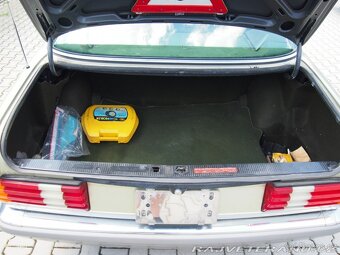 Mercedes-Benz 420 W126 420 SEL evropská verze s historií - 16