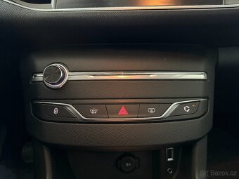 Peugeot 308 1,6 SERVISKA,2. SADA KOL - 16