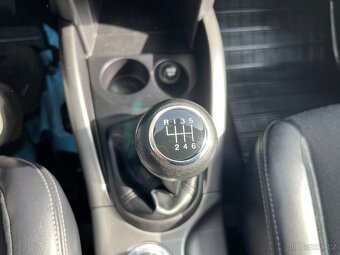 Mitsubishi Outlander 2.2 D r.v.2011 - 16