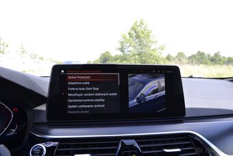 BMW 5 Touring 530d xDrive Mpaket Laser display key panorama - 16