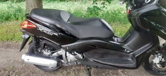 Yamaha xmax 250 (2011) - 16