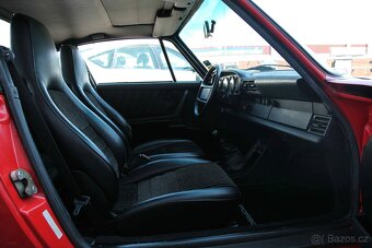 Porsche 911 Carrera 3.2 z roku 1986 - 16