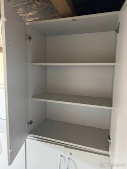 Vybavení obchodu s oblečením - 16