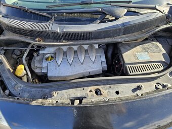 RENAULT GRAND SCENIC 7MÍST - 16