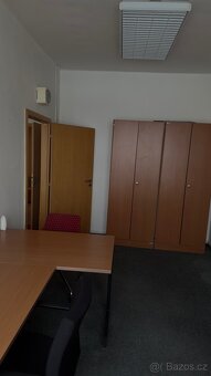 Kancelářský nábytek - 16