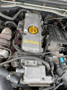 Opel FRONTERA 2,2DTI 16V 2002 LIMITED 4x4 DILY - 16