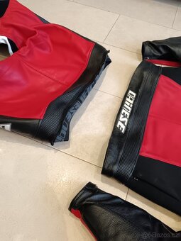 Dainese Race-Pánská kožená moto kombinéza,dvoudílná-zkracená - 16