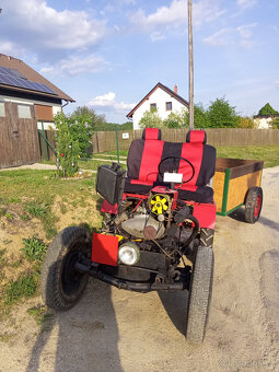 Malotraktor domácí výroby s vlečkou - 16