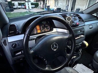 Mercedes W639 Viano extralong 2.2CDi - 16