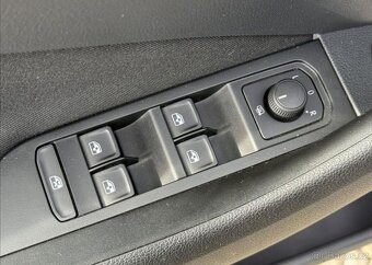 Škoda Scala 1,0 TSI 85kW DRIVE 125let ČR benzín manuál 85 kw - 16