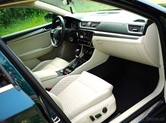 SUPERB COMBI 2.0 TDi DSG,5/2019,164tis.km,LED,Ťažné,Výhrev - 16
