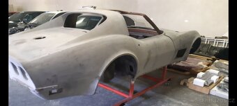 Chevrolet corvette c3 - 16