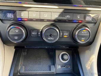 Škoda Superb III combi 2.0TDi 140kW 6MP STYLE DPH STK - 16