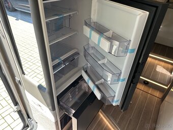 Zefiro 287 Integral Automat 180PS Skladem - 16