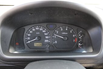 Suzuki Wagon R, 1,3i 68KW, r.v. 2004 - 16