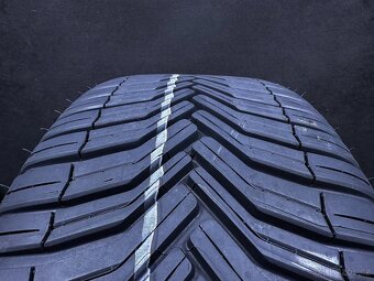 VW T-Roc T-Cross Zimní alu kola 255/55 R17 Michelin Cross - 16