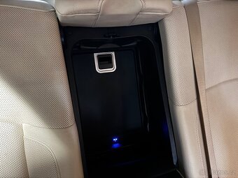 Rolls Royce Ghost plná výbava - 16