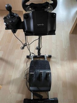 Logitech Sada volantu G920/řadící páka/stojan - v záruce - 16