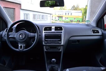 Volkswagen Polo 6R Life 1.4 Mpi 63kw Webasto rok 2013 - 16