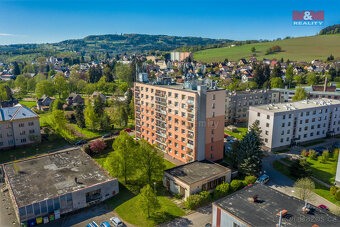 Prodej bytu 4+1, 81 m², Lomnice nad Popelkou, ul. Dělnická - 16