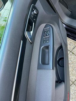 Volkswagen Touran 2.0 TDI, Highline (2013) – 146 116 km - 16