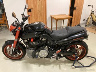 Yamaha mt-01 - 16