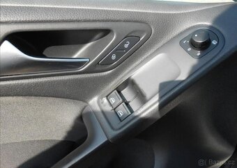 Volkswagen Golf 1,6 TDI 77kW GOLF 6 Serviska nafta - 16
