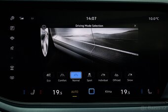 Touareg 3.0 TDI V6 286k R-Line, IQ Light, Pano, Vzduch, DPH - 16