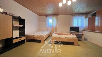 Prodej rodinného domu 4+1 se stavebními pozemky - Roprachtic - 16