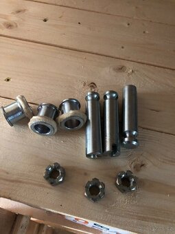 Ventily zdvihátka ventilů vodítka vačka rozvodova kola - 16