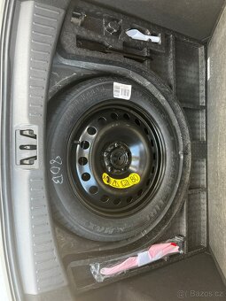 Ford Kuga ST-LINE - 16