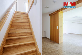 Prodej rodinného domu v Holanech - 16