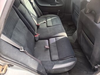Volvo V40 - 16