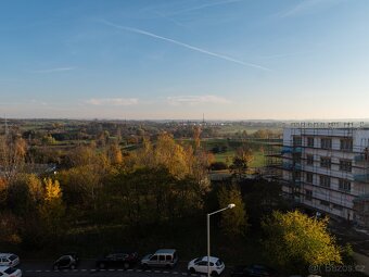 Byt 3+1 v OV po rekonstrukci, 84,6 m2 s prosklenou lodžií - - 16