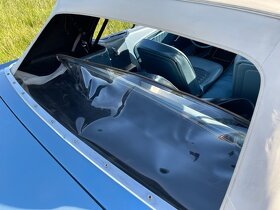 Ford Mustang Convertible 289CUI V8 - 16