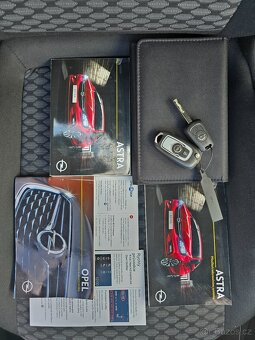 Opel ASTRA 1,6CDTI 81kW ENJOY 1.Maj. ČR 2018 DIGIKLIMA - DPH - 16