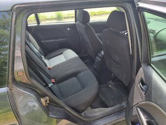 Ford Mondeo 2.0TDCi 96kW Klima Tažné Tempomat - 16